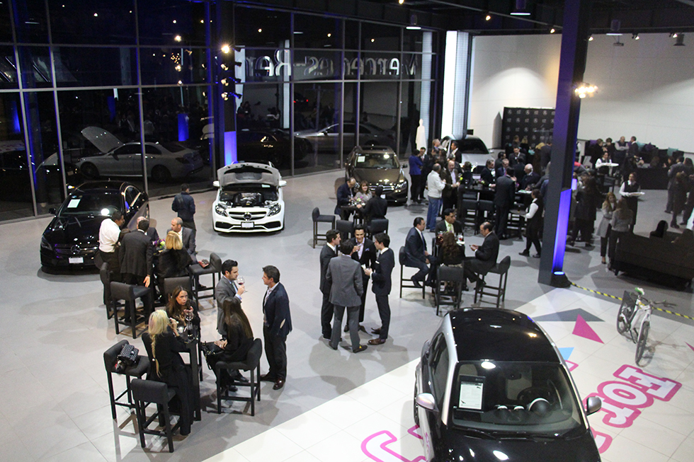 Quattro Agencia BTL - Inauguración Mercedes Benz Esmeralda.