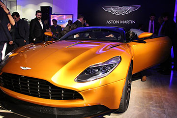 Quattro Agencia BTL - Presentación de Aston Martin DB11